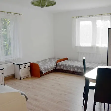 W Ziolowym Ogrodzie - Pokoje Z Dostepna Kuchnia, Apartament Kudowa-Zdrój Exteriér fotografie
