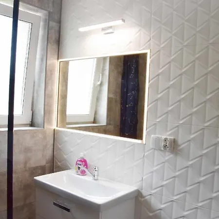 W Ziolowym Ogrodzie - Pokoje Z Dostepna Kuchnia, Apartament Kudowa-Zdrój Exteriér fotografie