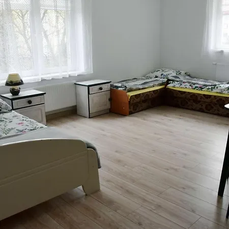 W Ziolowym Ogrodzie - Pokoje Z Dostepna Kuchnia, Apartament Kudowa-Zdrój Exteriér fotografie
