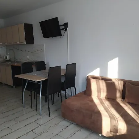 W Ziolowym Ogrodzie - Pokoje Z Dostepna Kuchnia, Apartament Kudowa-Zdrój Exteriér fotografie