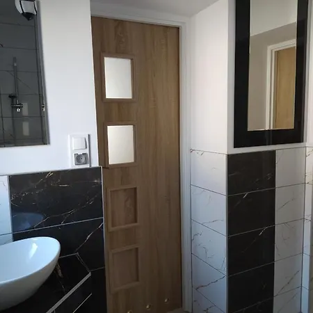 W Ziolowym Ogrodzie - Pokoje Z Dostepna Kuchnia, Apartament Kudowa-Zdrój Exteriér fotografie